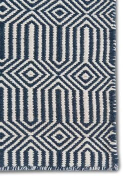 Newton Holden Rug -Outdoor Home Shop Product 039425445301 Image 3