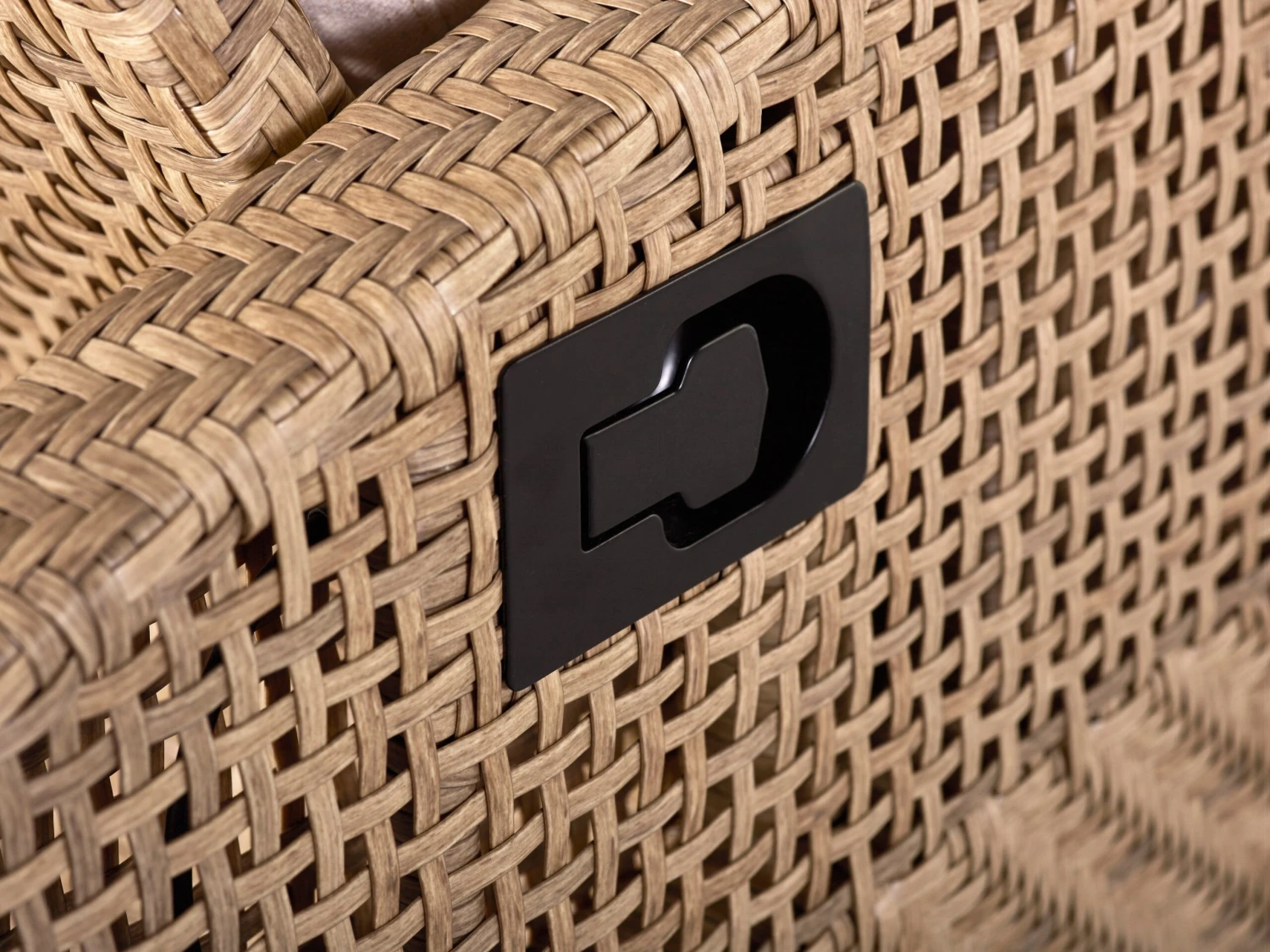 Edgewood Chaise 7 Edgewood Chaise - Image 5