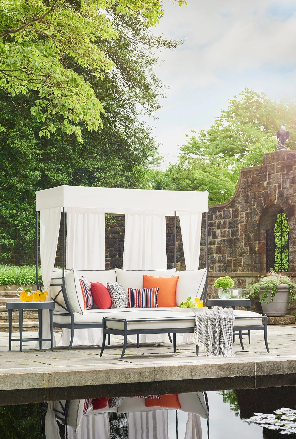 Winterthur Estate Daybed 7 Winterthur Estate Daybed - Image 5