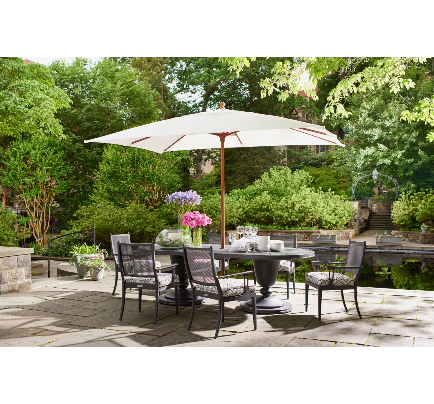 Winterthur Estate Dining Table 6 Winterthur Estate Dining Table - Image 4