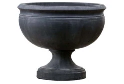 Williamsburg Plantation Planter