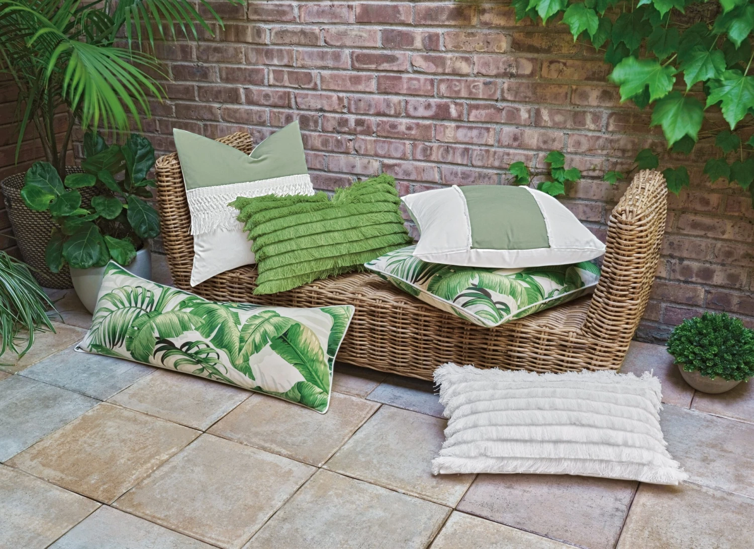 Kala Outdoor Pillow 6 Kala Outdoor Pillow - Image 4