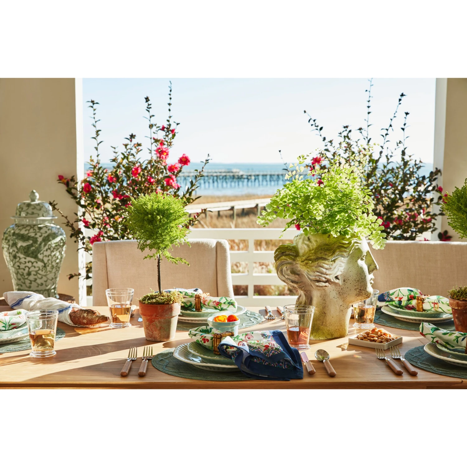 14" Venus Head Planter, White Moss 4 14" Venus Head Planter, White Moss - Image 2