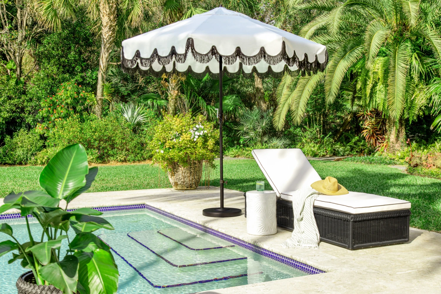 Phoebe Patio Umbrella 8 Phoebe Patio Umbrella - Image 6