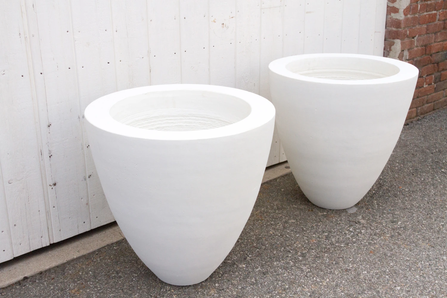 Classic White Round Planter, Set Of 2 5 Classic White Round Planter, Set Of 2 - Image 3